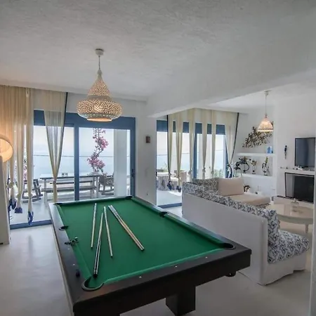 White-blue Luxury 1 * Pefkali