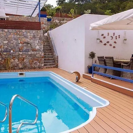 Βίλα White-blue Luxury 1 Pefkali