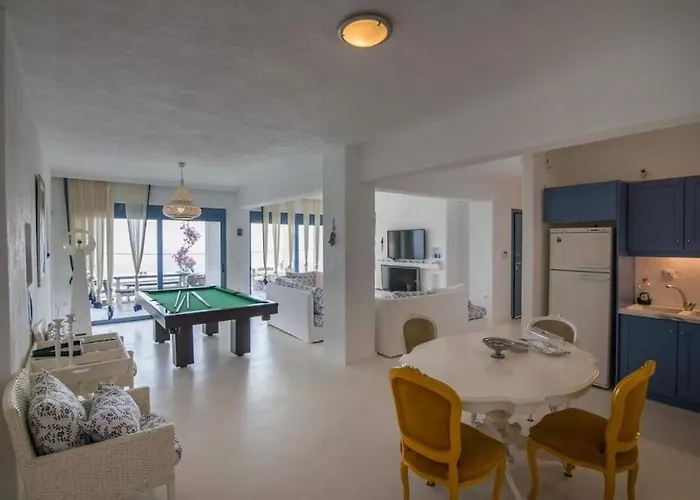 White-blue Luxury 1 Villa Pefkali