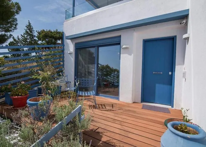 White-blue Luxury 1 Pefkali